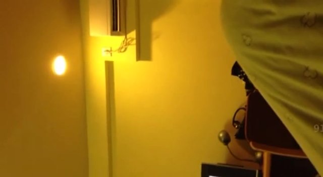 酒店与叫鸡碰到一个年轻能说会道的小嫩妹玩的好嗨国语对白-RMVB